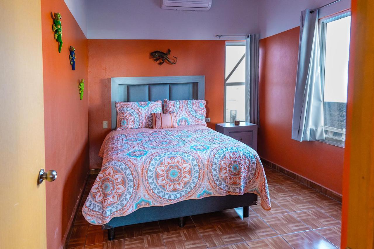 Casa Belen - Beautiful Beach View Home On Stone Island Isla La Piedra エクステリア 写真