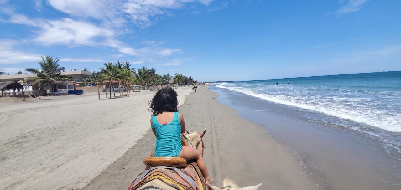 Casa Belen - Beautiful Beach View Home On Stone Island Isla La Piedra エクステリア 写真
